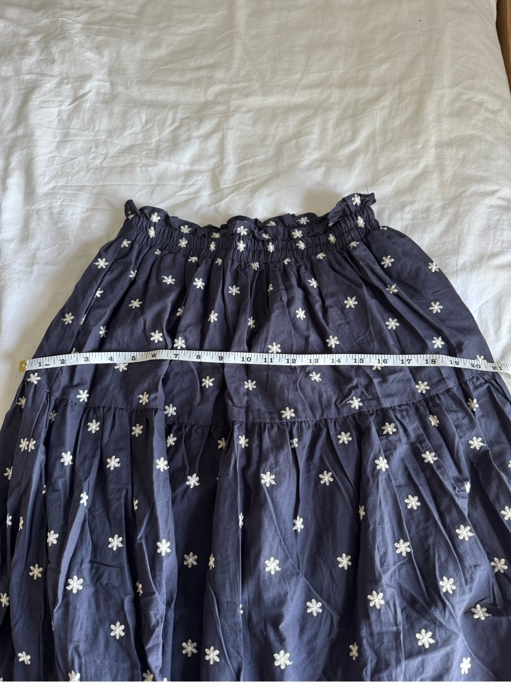 En Saison Nara Dark navy blue embroidered skirt & top set medium scallop hem NWT - Picture 12 of 16